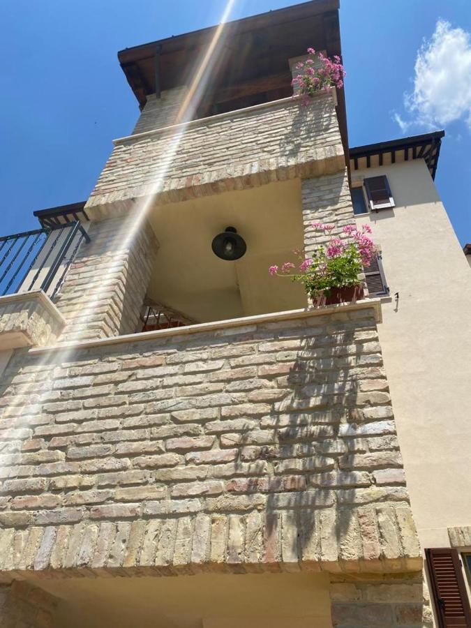 مبيت وإفطار أوفيدا La Casa Delle Api المظهر الخارجي الصورة