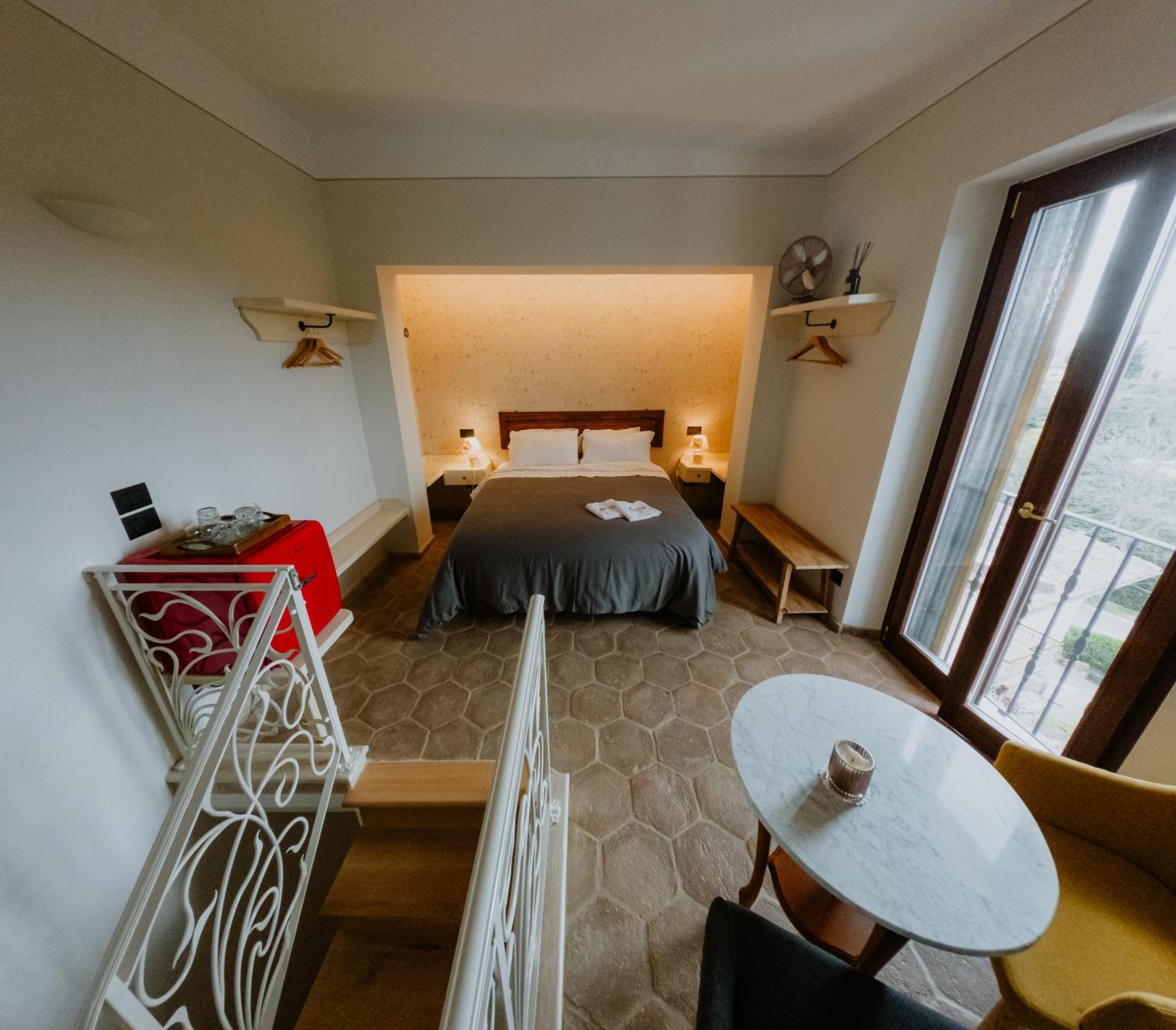 مبيت وإفطار أوفيدا La Casa Delle Api المظهر الخارجي الصورة